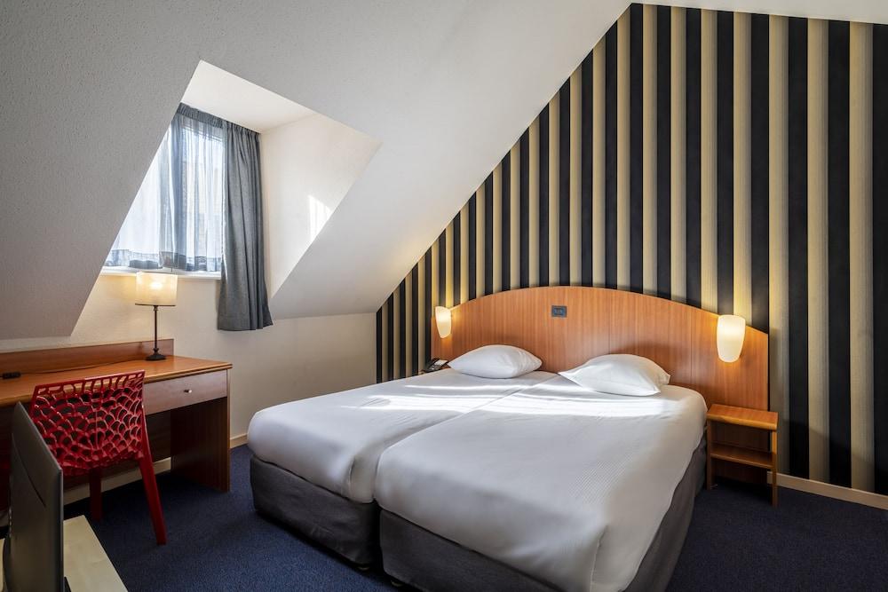 Aris Grand Place Hotel Brussels Exterior photo